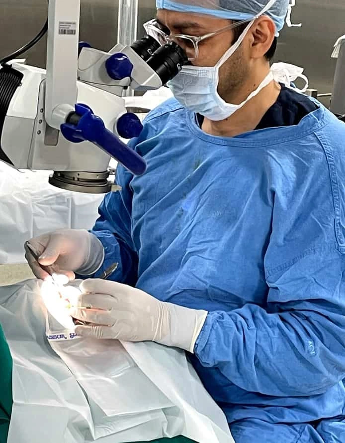 Have no corneal disease or severe dry eye (we’ll screen during tests)